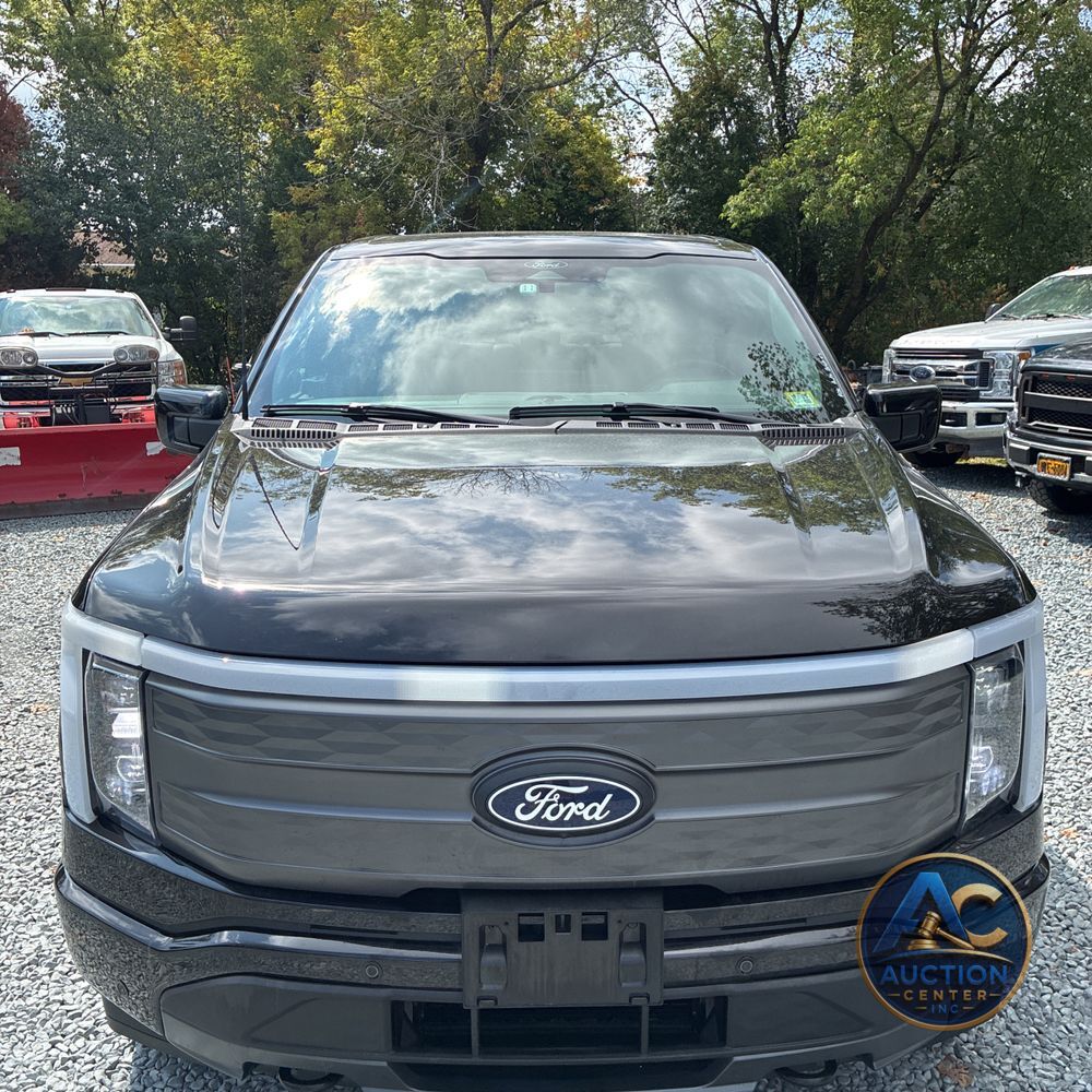 2024 Ford F-150 Lightning Lariat