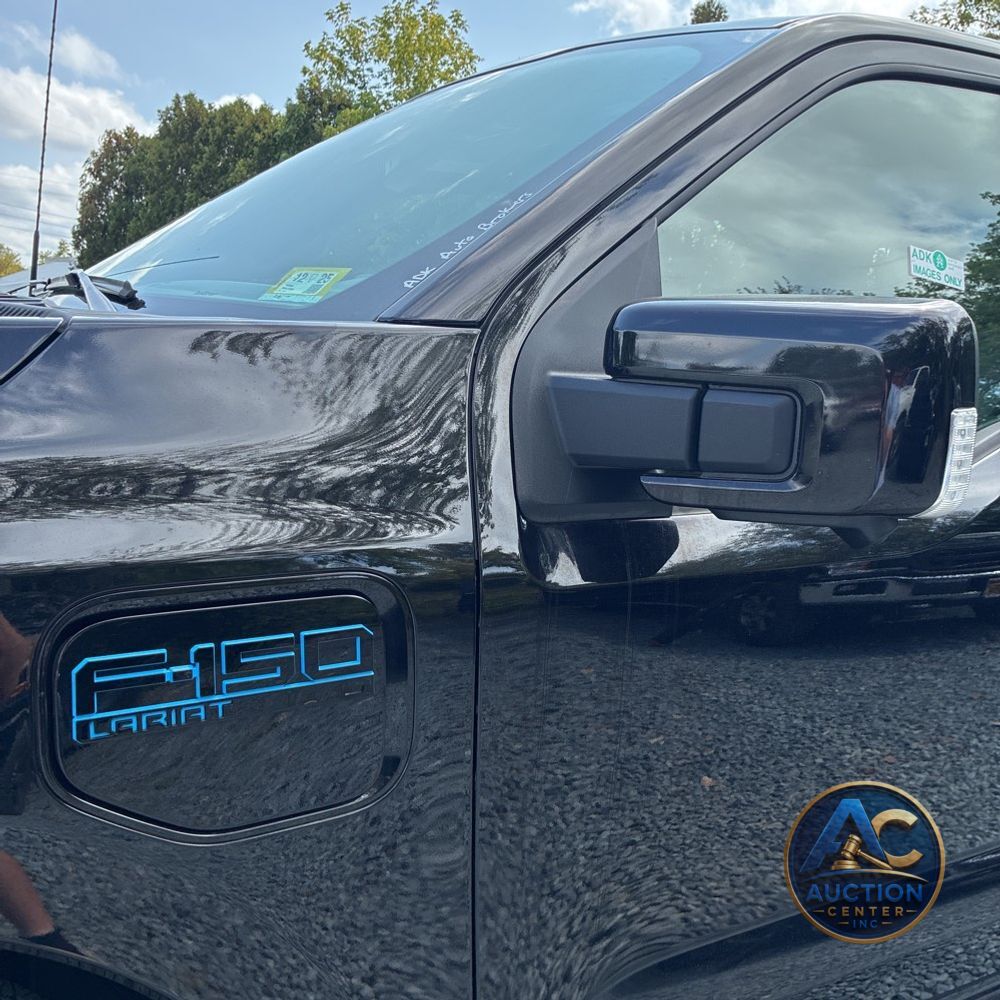 2024 Ford F-150 Lightning Lariat