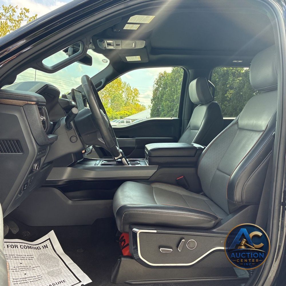 2024 Ford F-150 Lightning Lariat