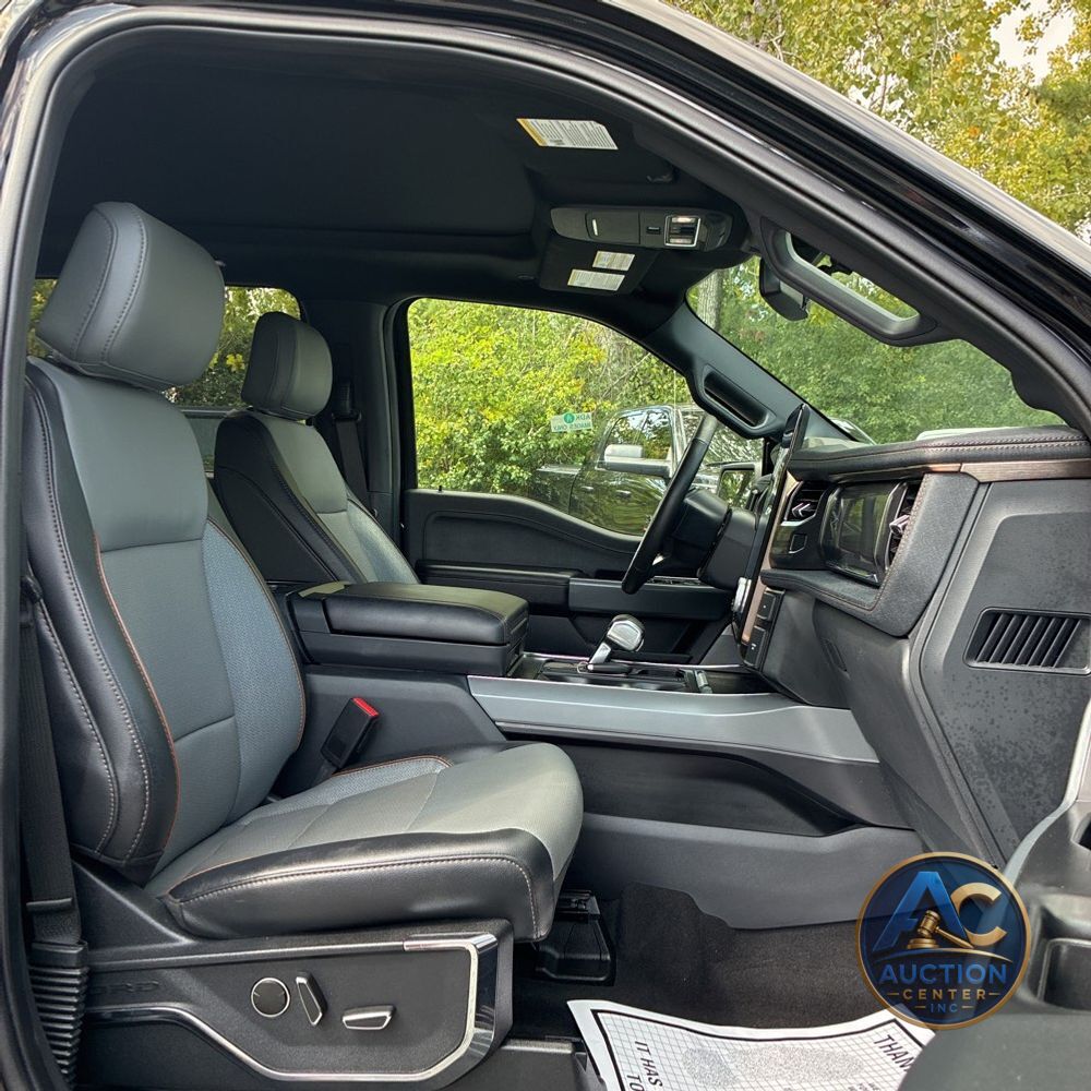 2024 Ford F-150 Lightning Lariat
