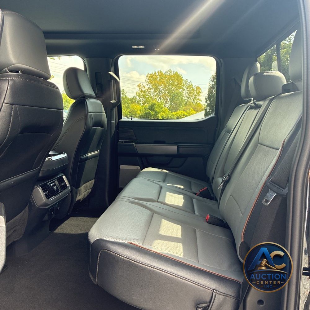 2024 Ford F-150 Lightning Lariat