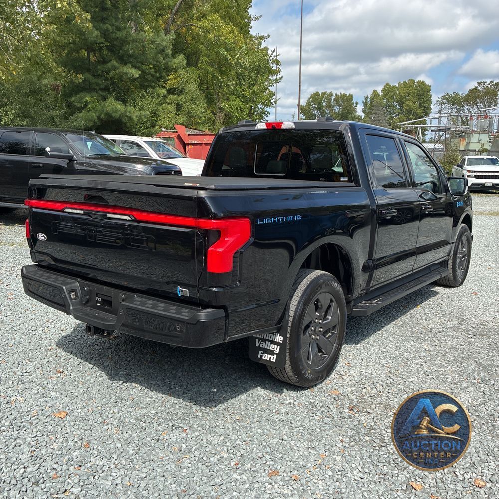 2024 Ford F-150 Lightning Lariat