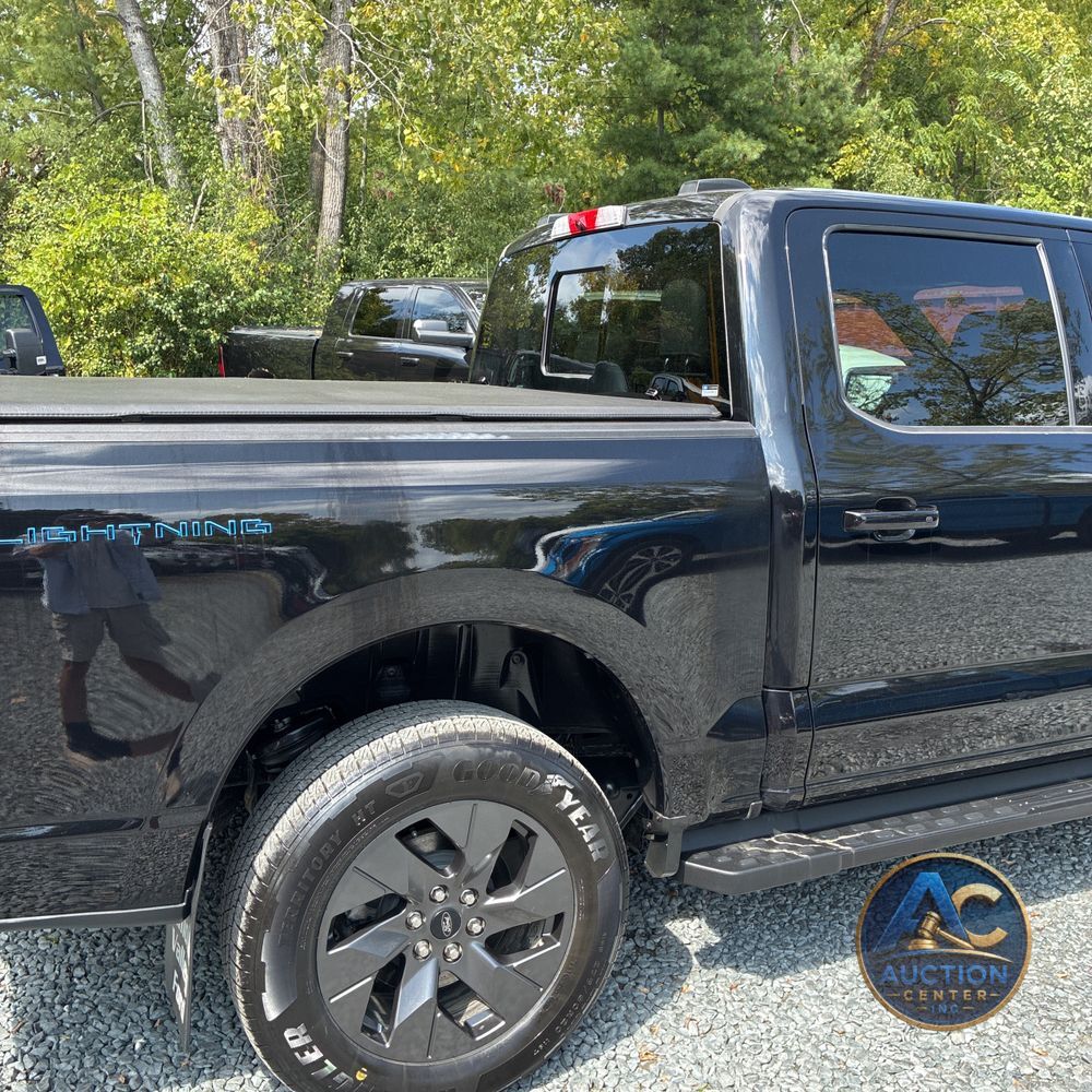 2024 Ford F-150 Lightning Lariat
