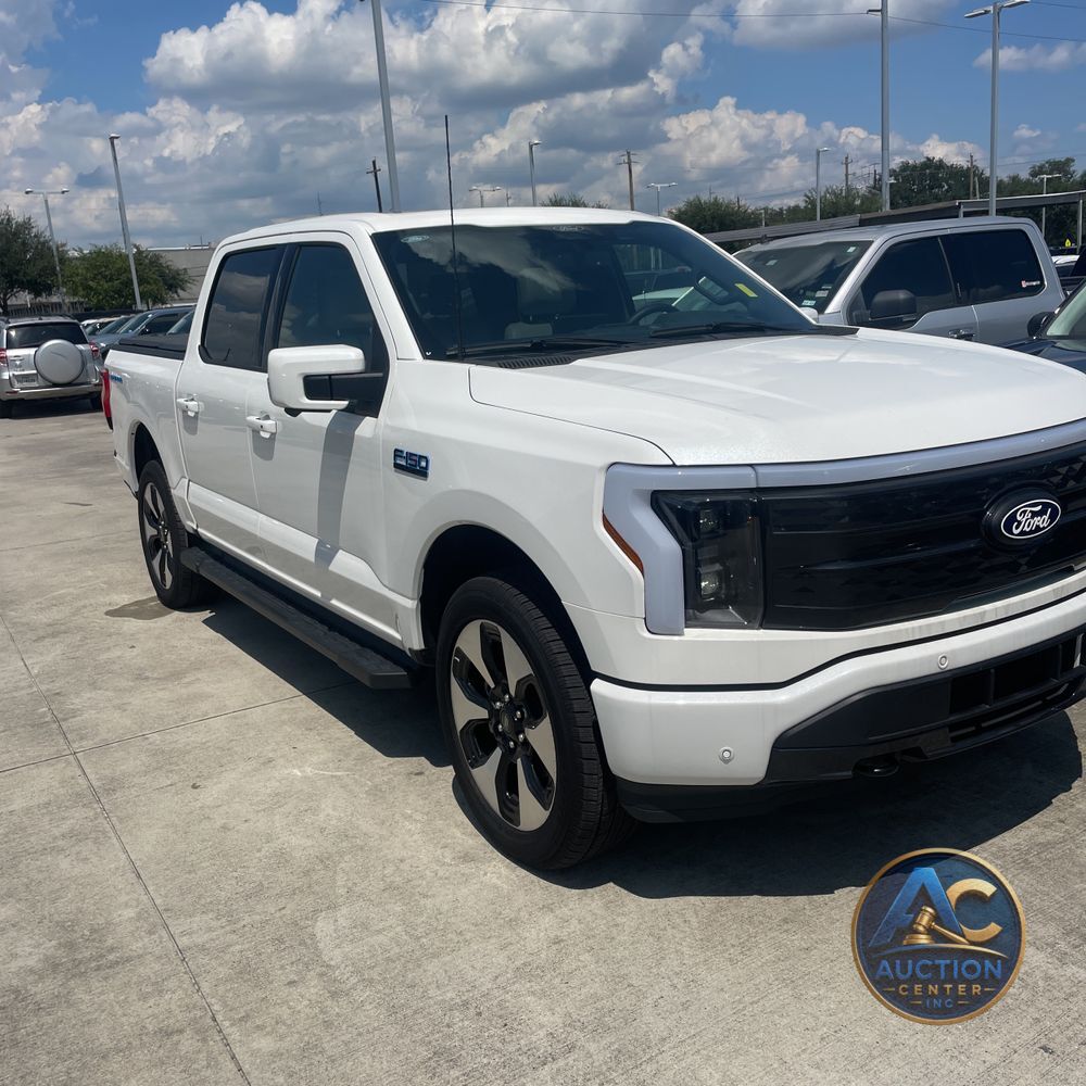 2024 Ford F-150 Lightning Platinum
