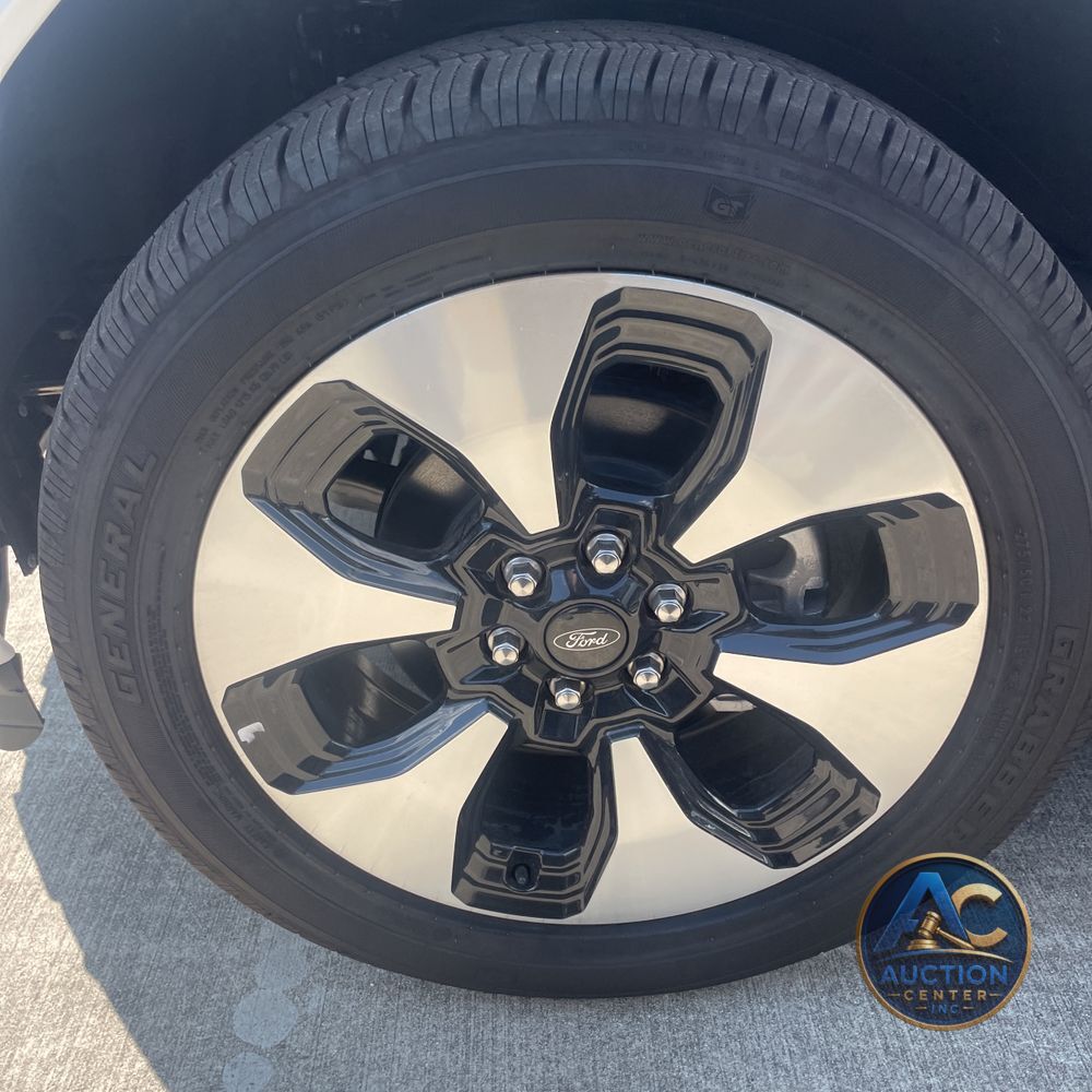 2024 Ford F-150 Lightning Platinum