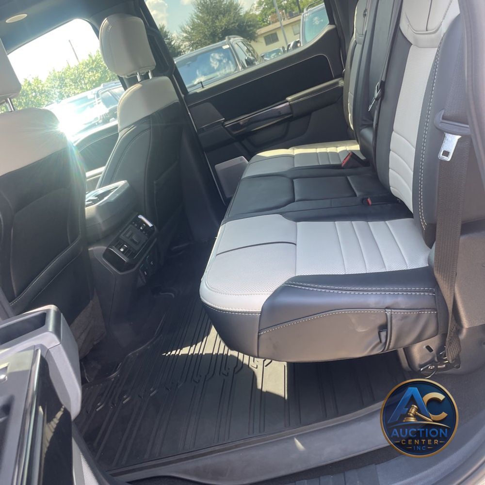 2024 Ford F-150 Lightning Platinum