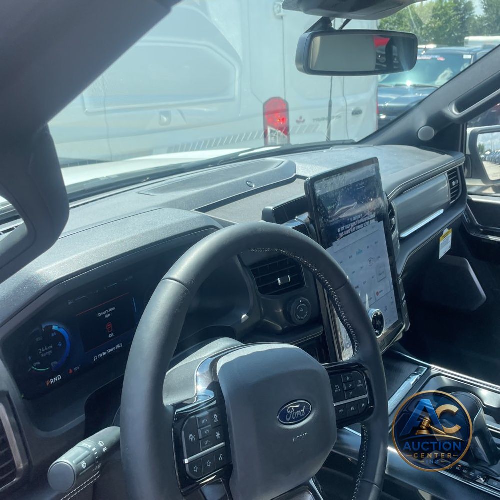 2024 Ford F-150 Lightning Platinum