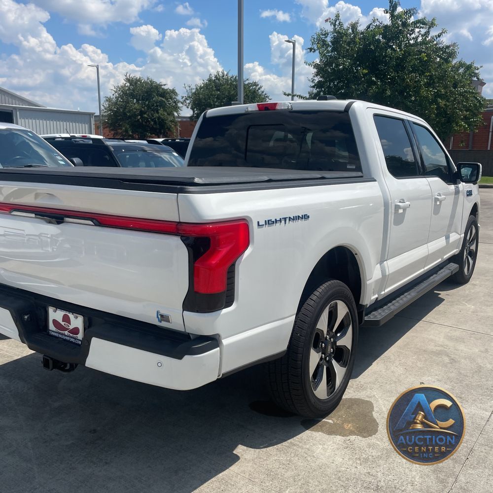 2024 Ford F-150 Lightning Platinum