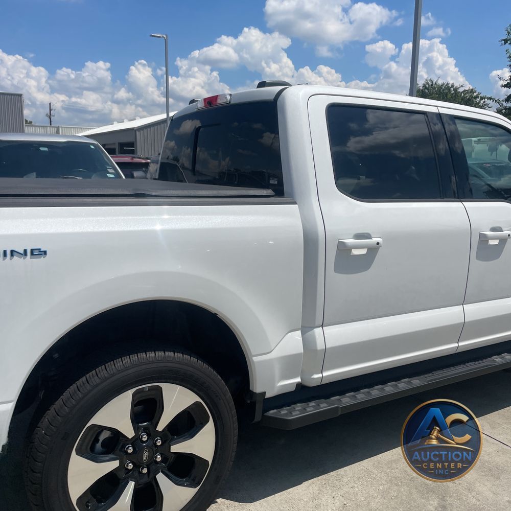 2024 Ford F-150 Lightning Platinum