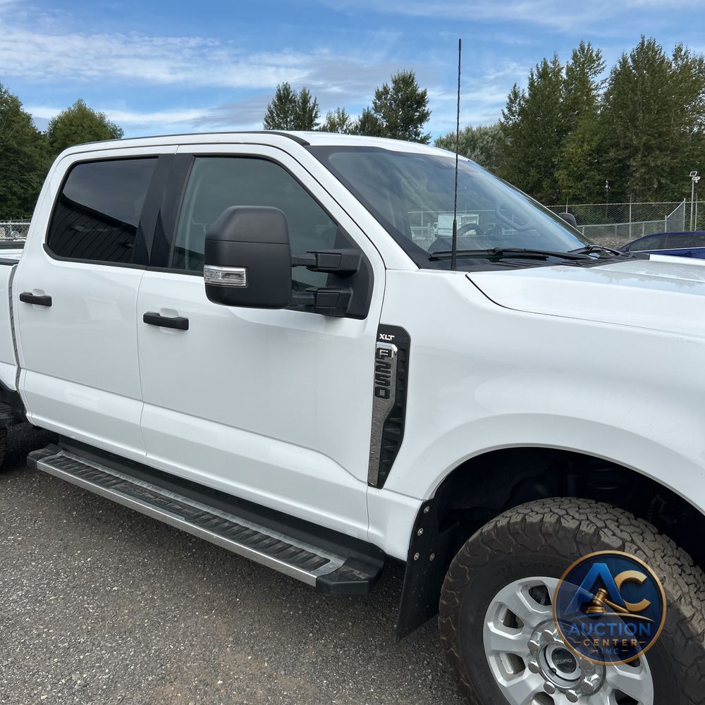 2023 Ford F250 S/D XLT