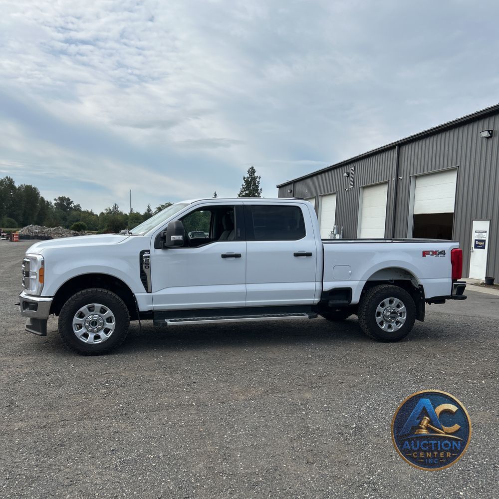2023 Ford F250 S/D XLT