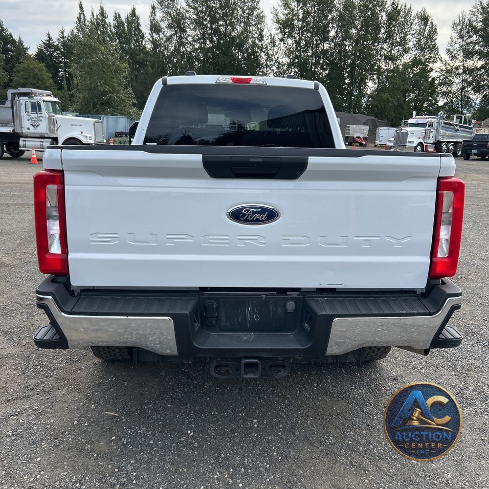 2023 Ford F250 S/D XLT