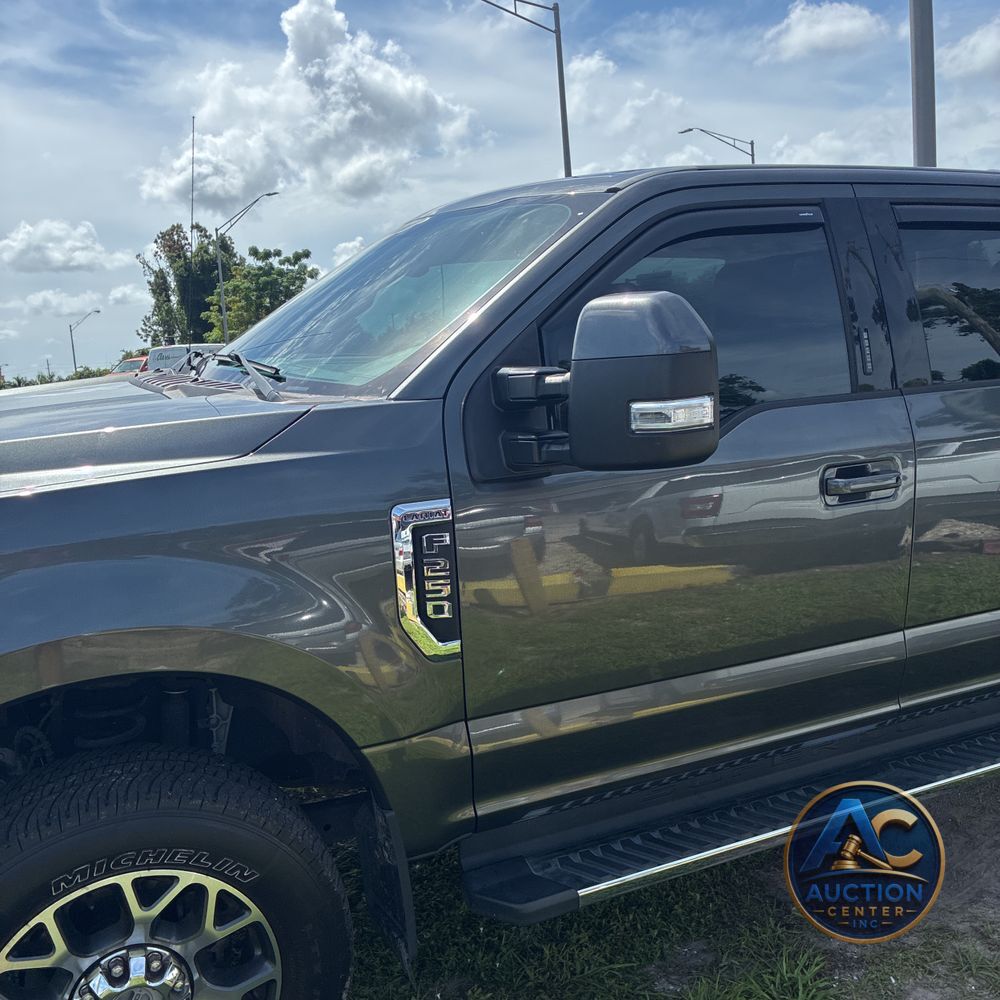 2020 Ford F-250 Super Duty Lariat
