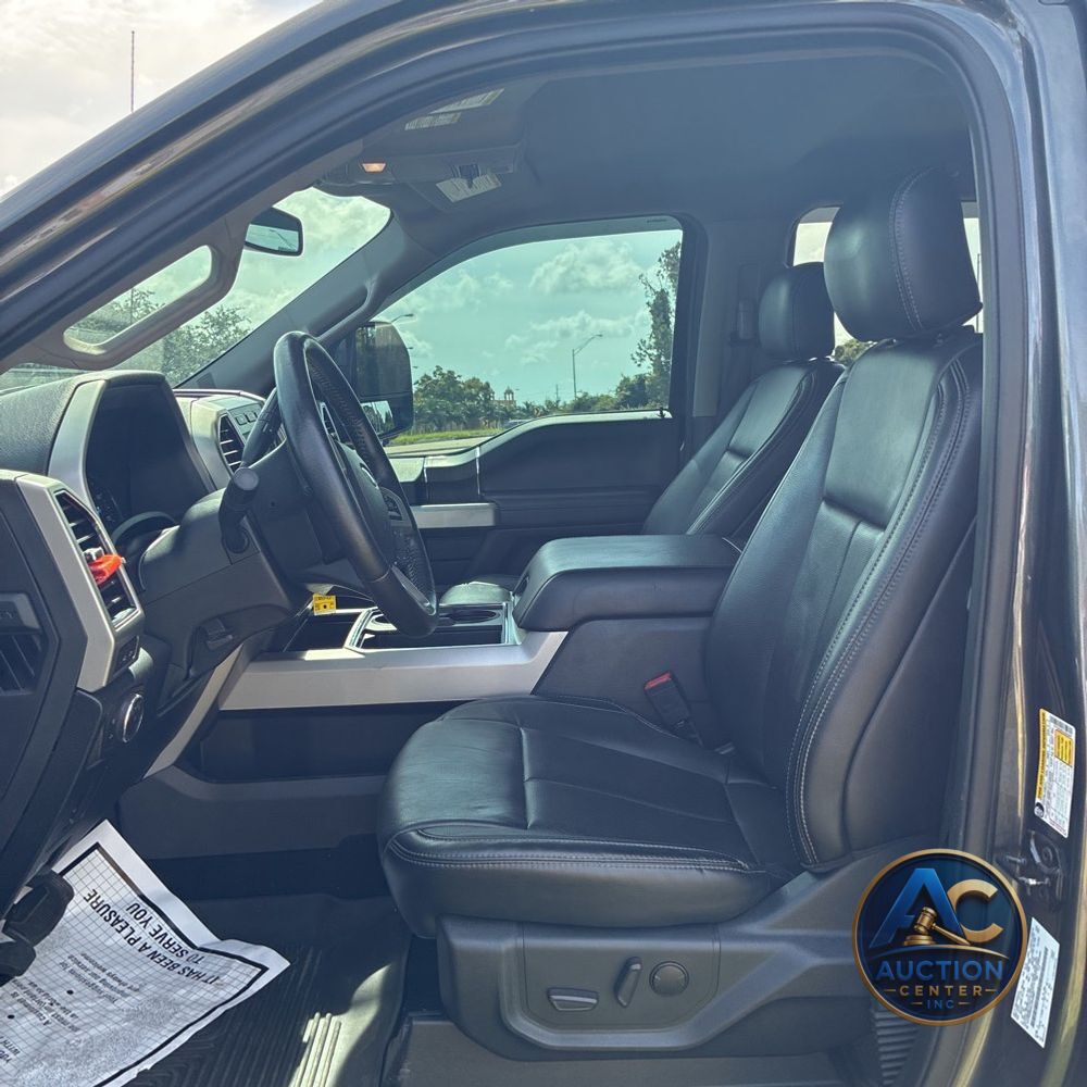 2020 Ford F-250 Super Duty Lariat