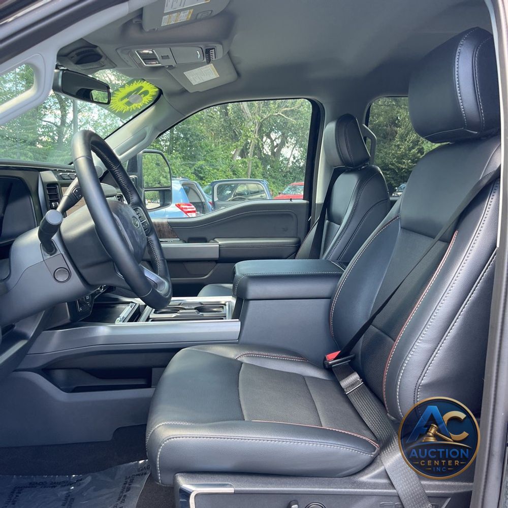 2024 Ford F-250 Super Duty Lariat