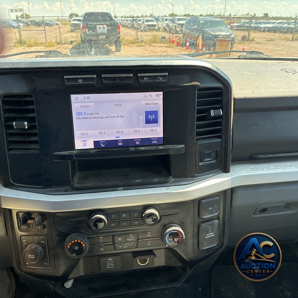 2024 Ford F-250 Super Duty XLT