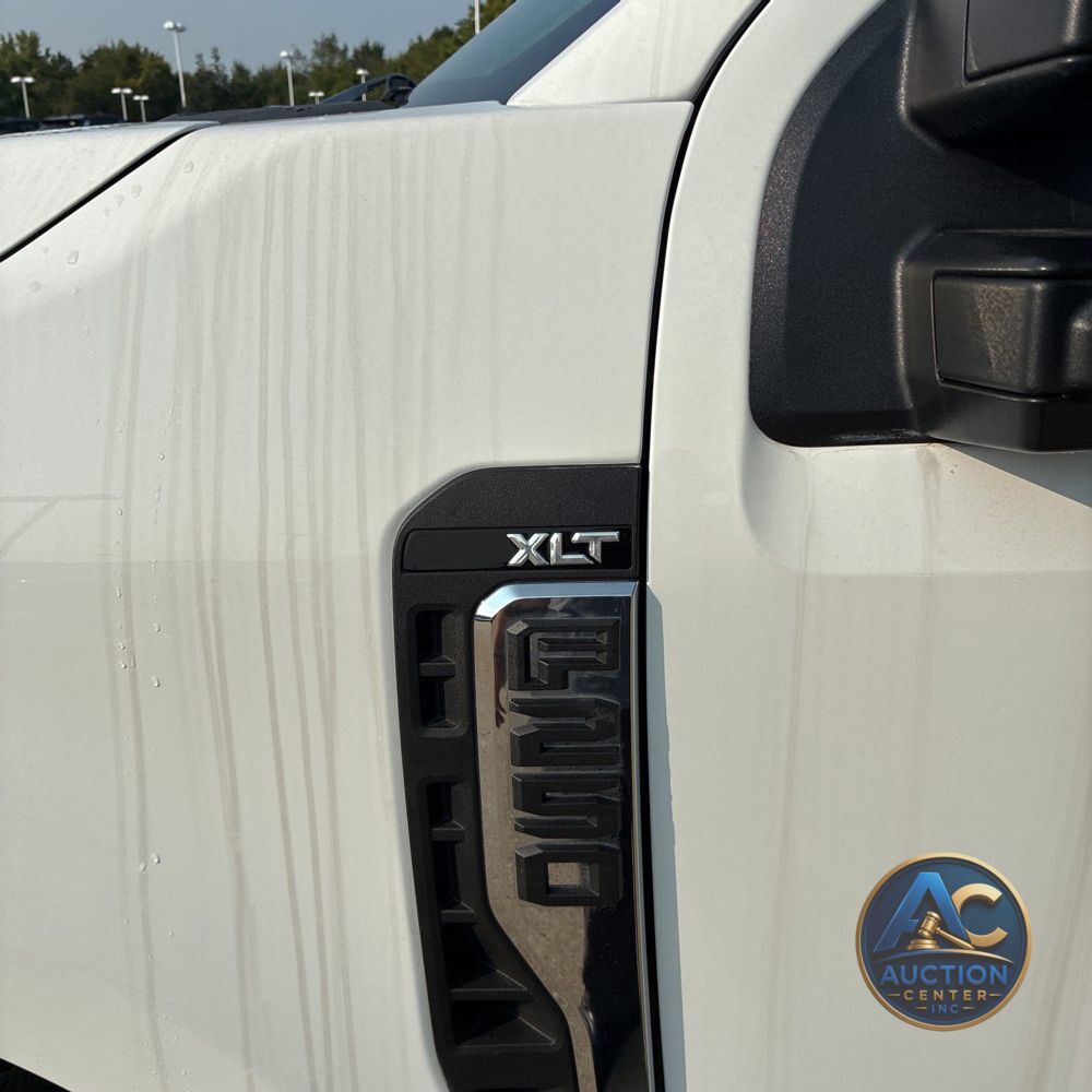 2024 Ford F-250 Super Duty XLT