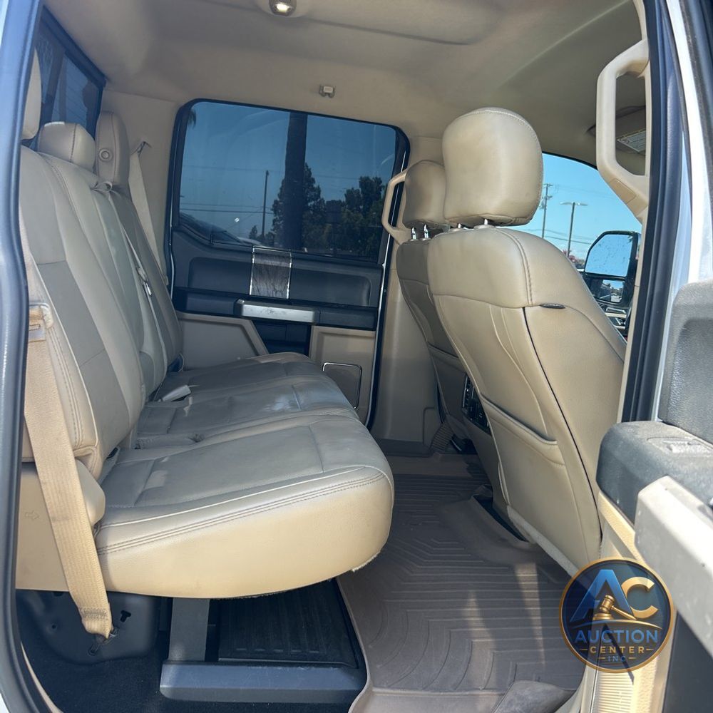 2017 Ford F-250 Super Duty Lariat