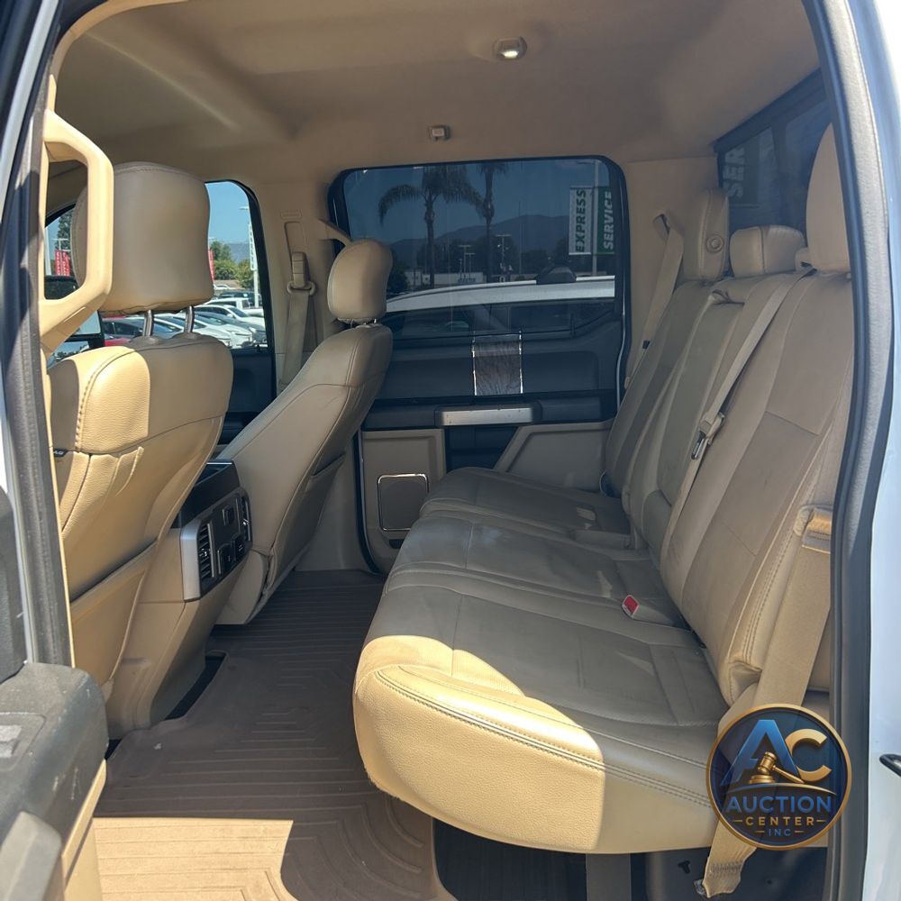 2017 Ford F-250 Super Duty Lariat