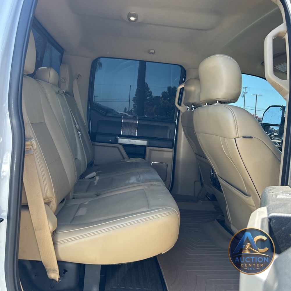 2017 Ford F-250 Super Duty Lariat