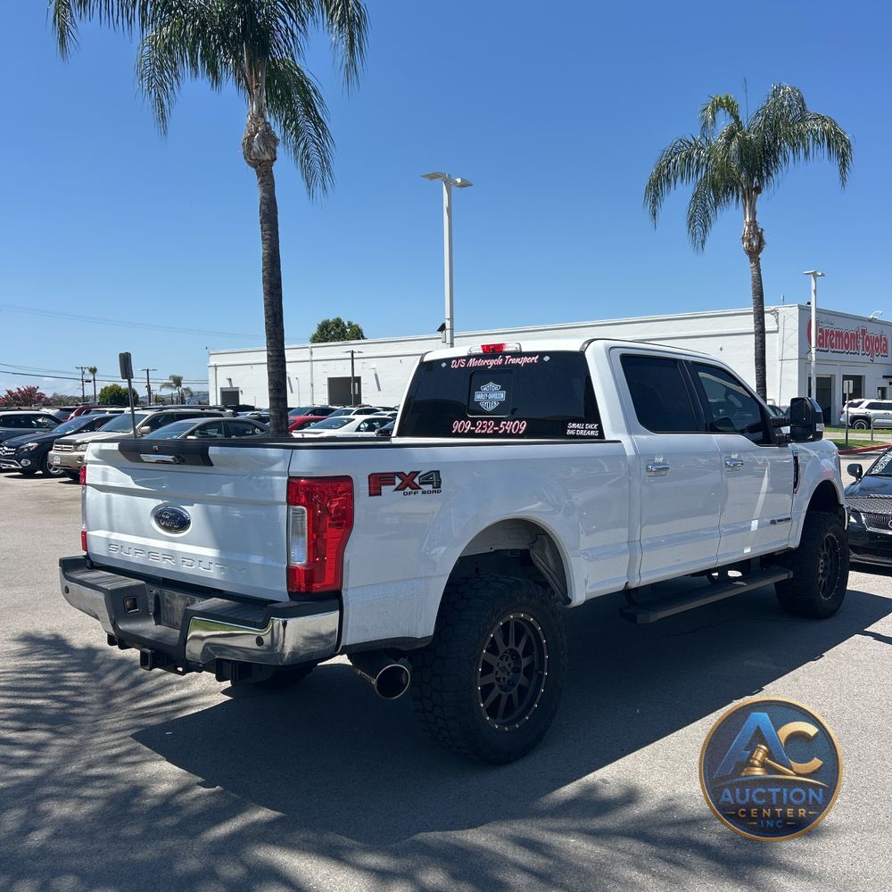2017 Ford F-250 Super Duty Lariat