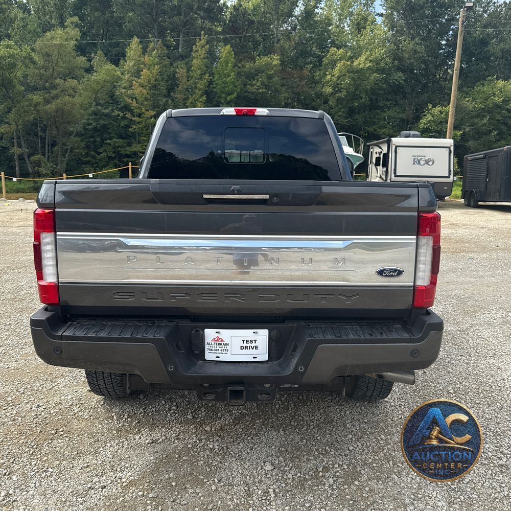 2017 Ford F-250 Super Duty Platinum