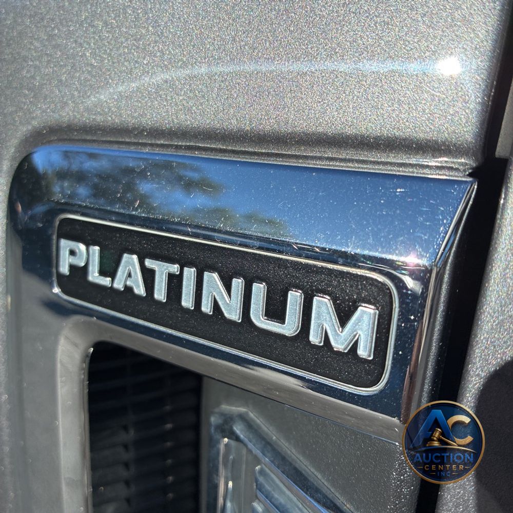 2022 Ford F250 S/D Platinum