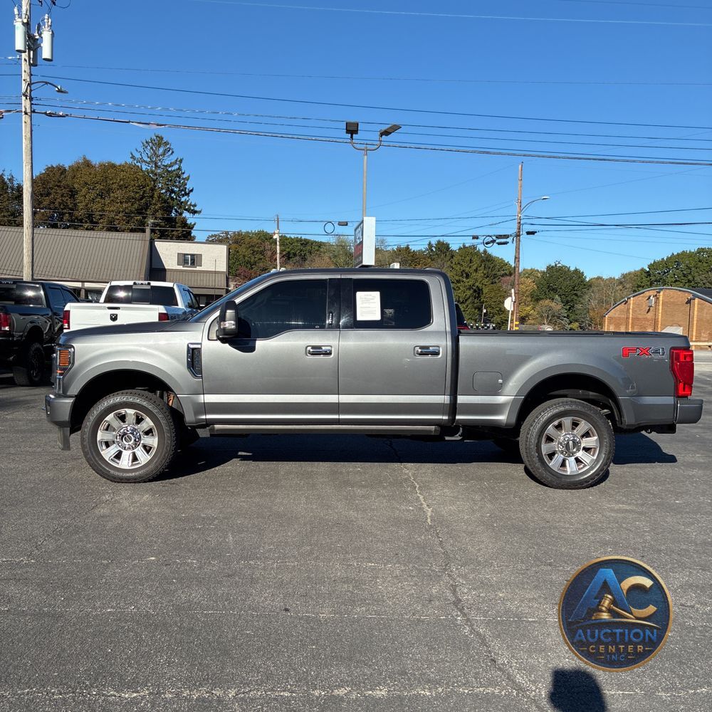 2022 Ford F250 S/D Platinum