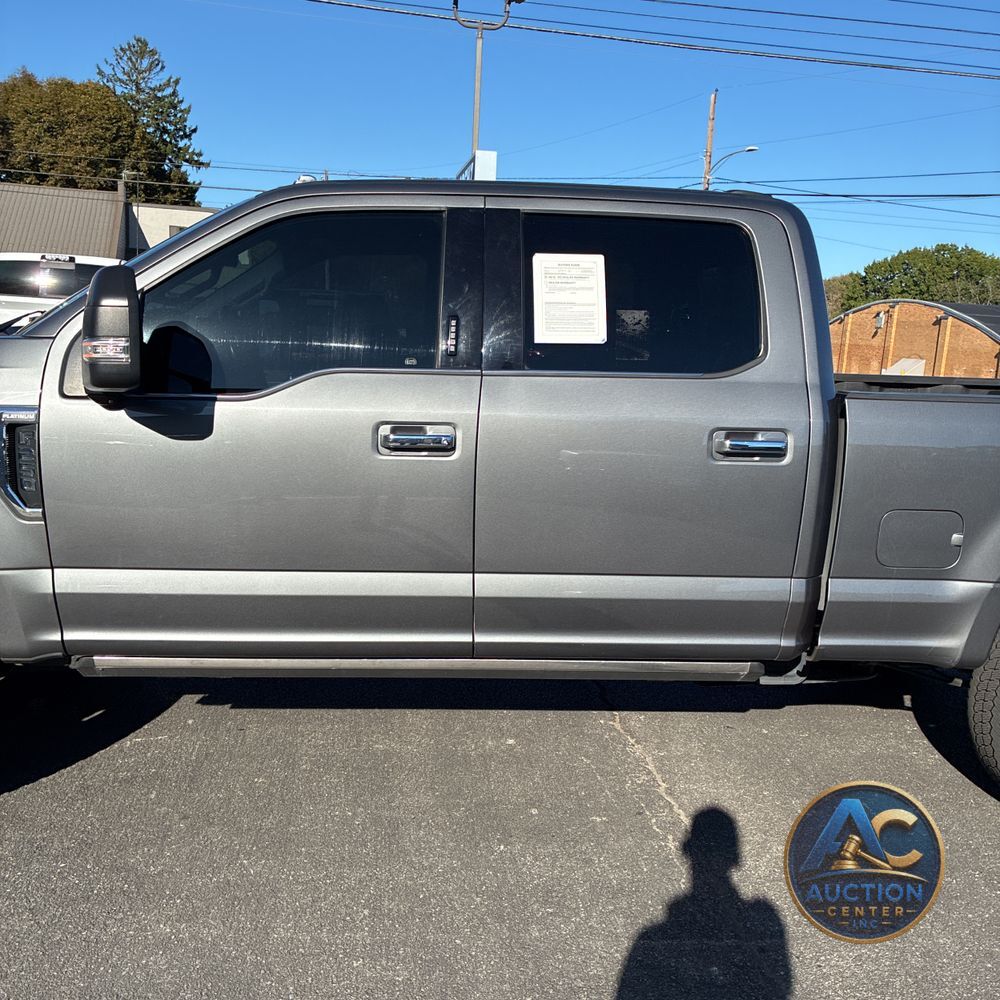 2022 Ford F250 S/D Platinum