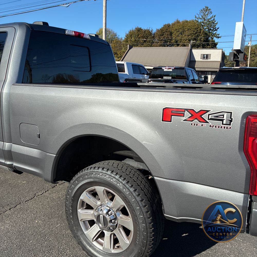2022 Ford F250 S/D Platinum
