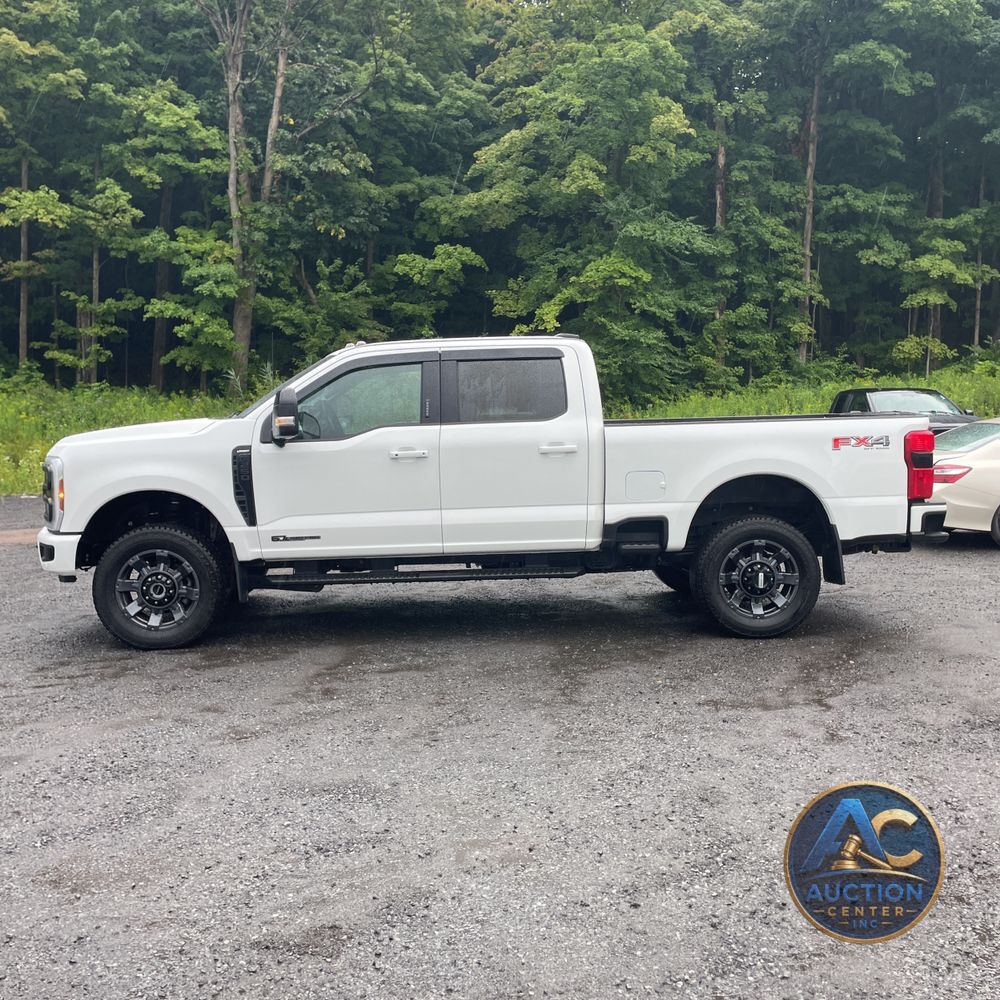 2024 Ford F250 S/D Lariat