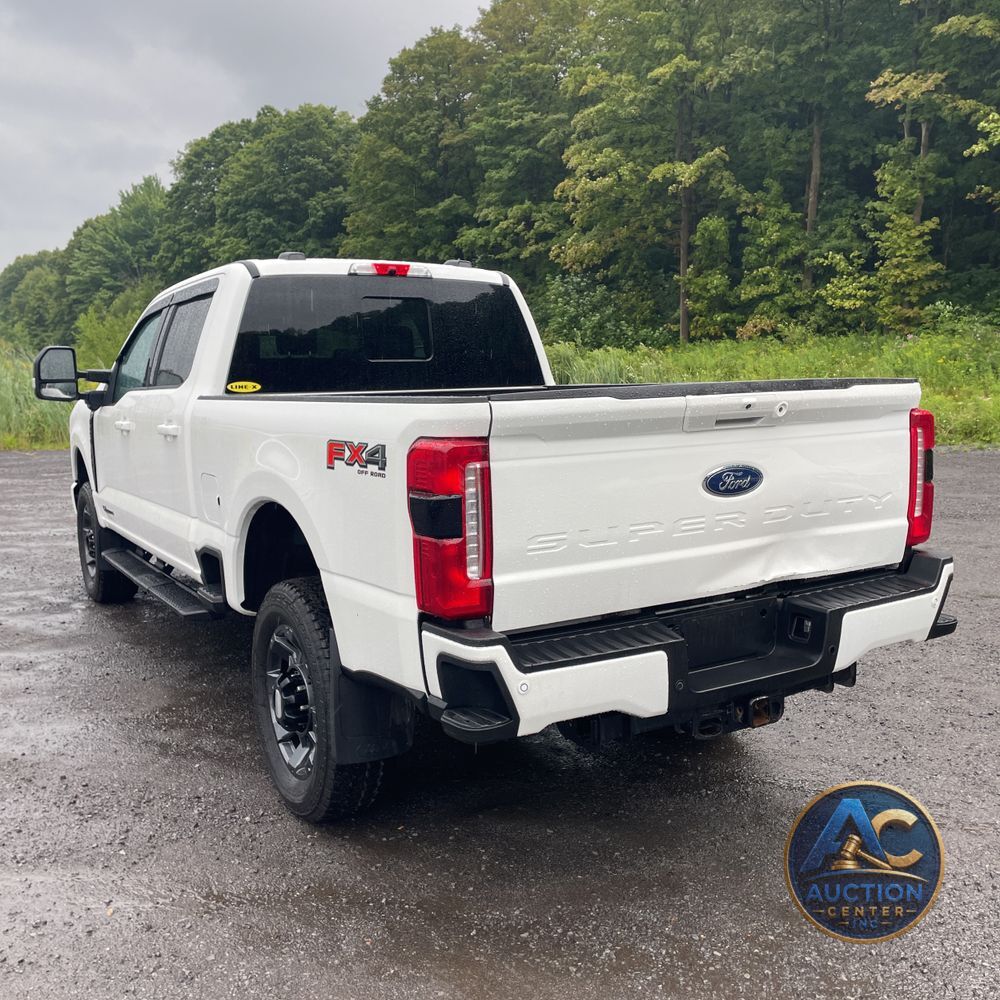 2024 Ford F250 S/D Lariat