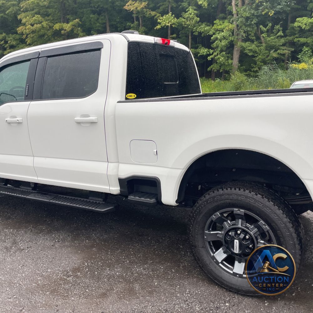 2024 Ford F250 S/D Lariat
