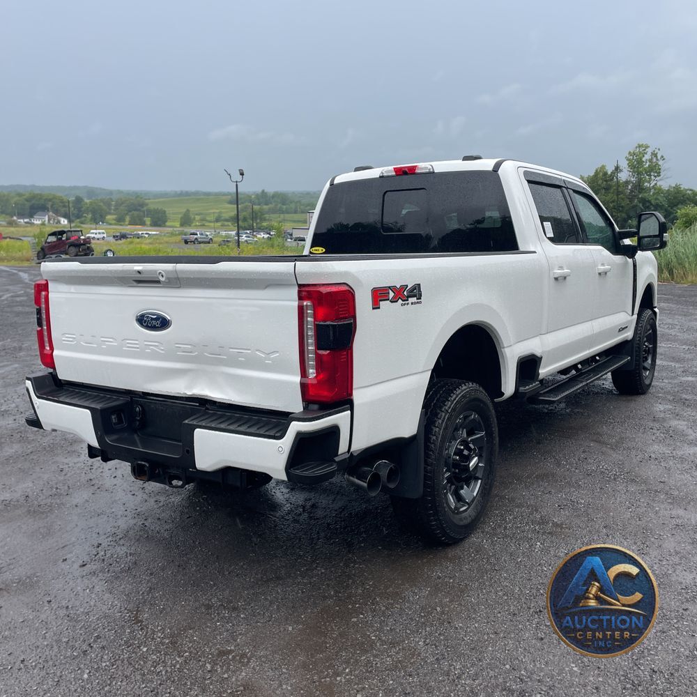 2024 Ford F250 S/D Lariat