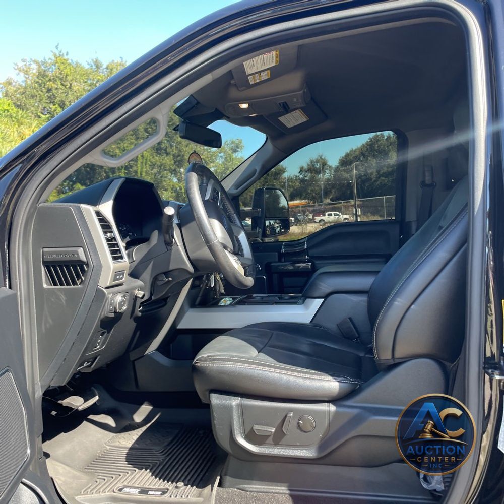 2020 Ford F-250 Super Duty Lariat