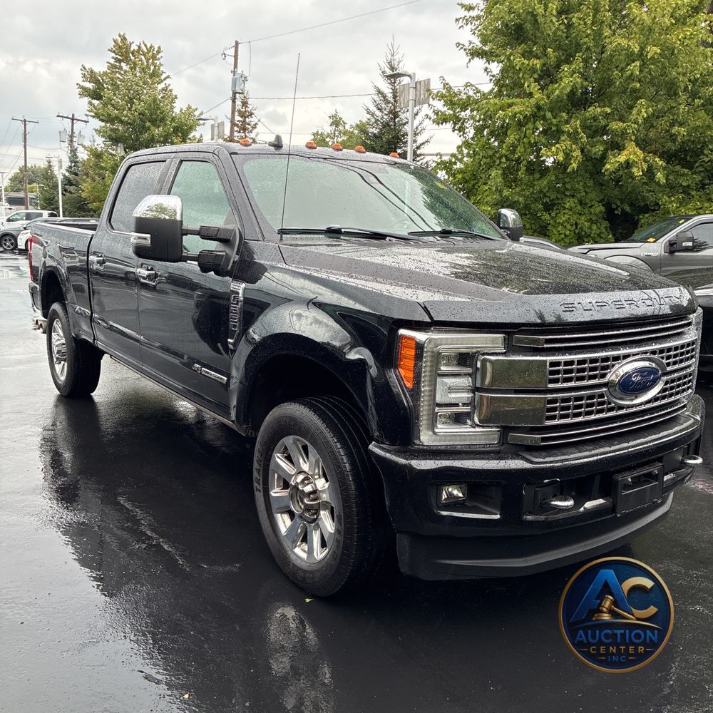 2019 Ford F250 S/D Platinum