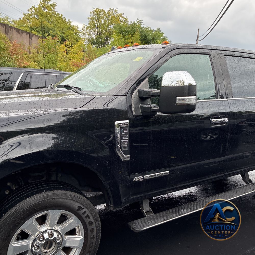 2019 Ford F250 S/D Platinum