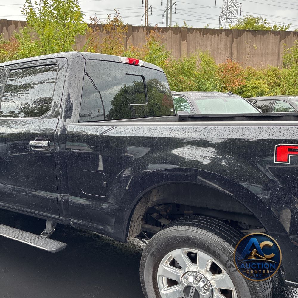 2019 Ford F250 S/D Platinum
