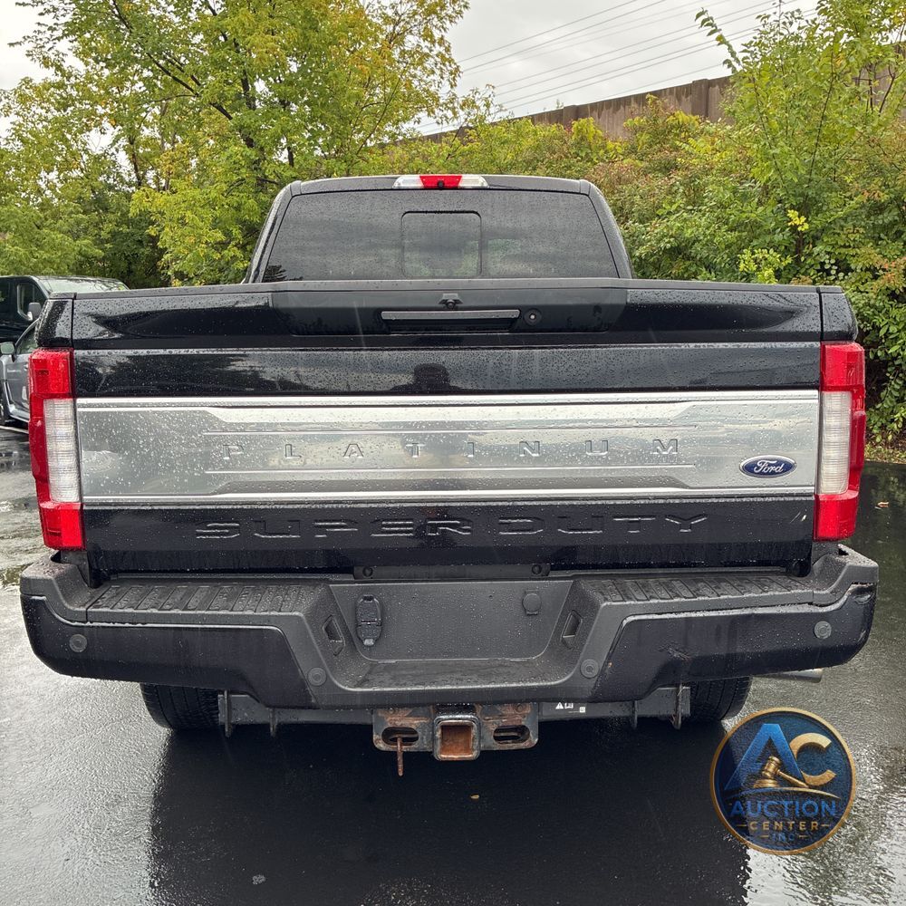 2019 Ford F250 S/D Platinum