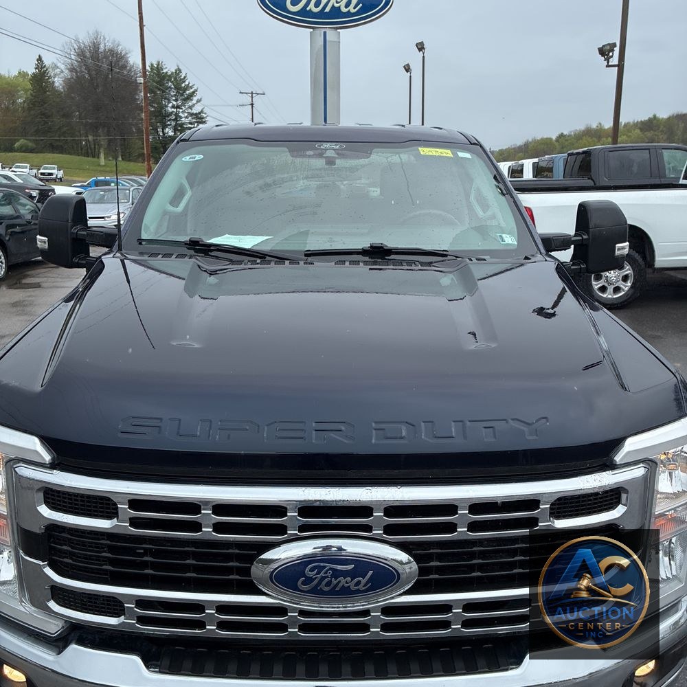2025 Ford F-250 Super Duty XLT