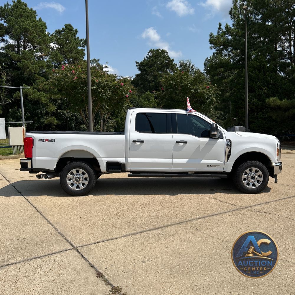 2024 Ford F-250 Super Duty XLT