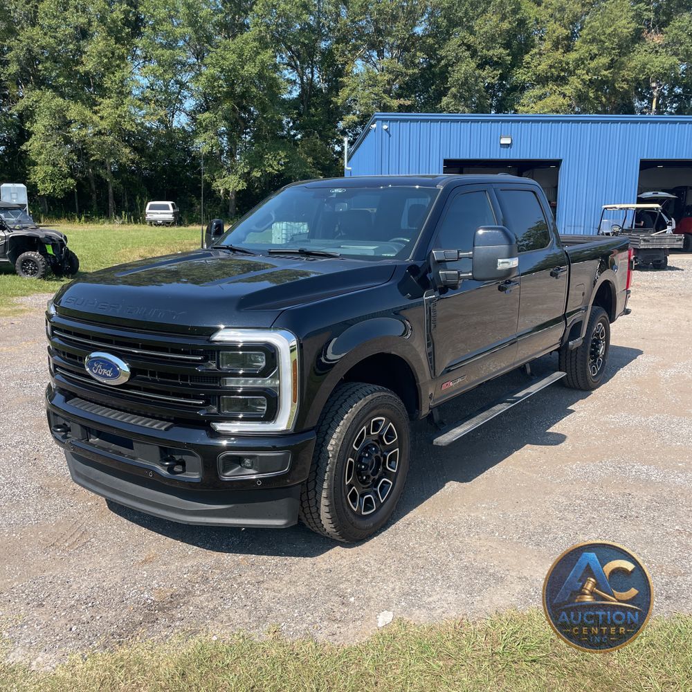 2025 Ford F-250 Super Duty Platinum