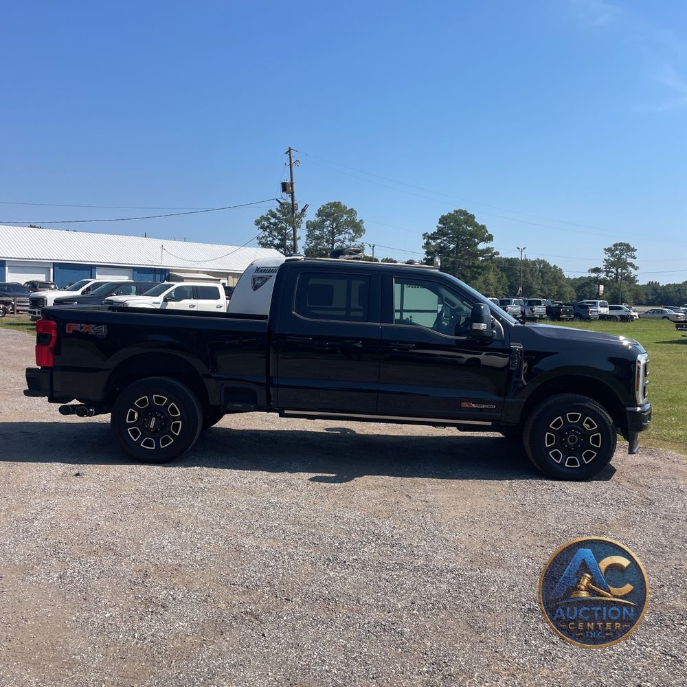 2025 Ford F-250 Super Duty Platinum
