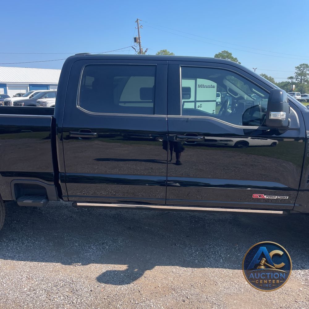 2025 Ford F-250 Super Duty Platinum