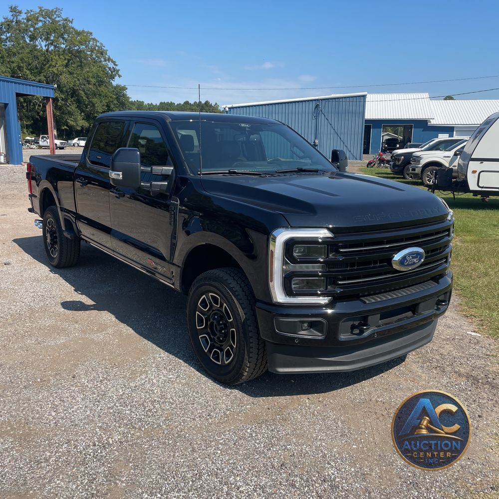 2025 Ford F-250 Super Duty Platinum