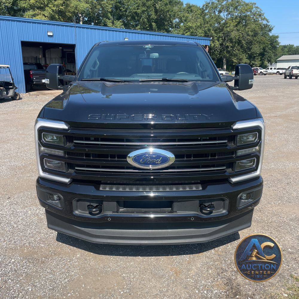 2025 Ford F-250 Super Duty Platinum