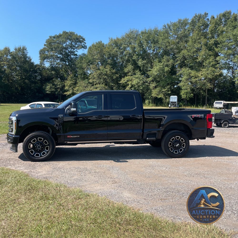 2025 Ford F-250 Super Duty Platinum