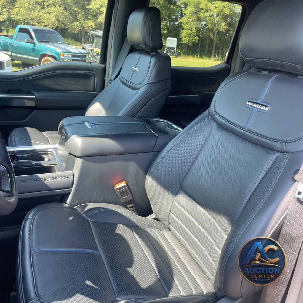 2025 Ford F-250 Super Duty Platinum