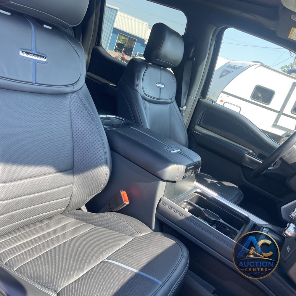 2025 Ford F-250 Super Duty Platinum