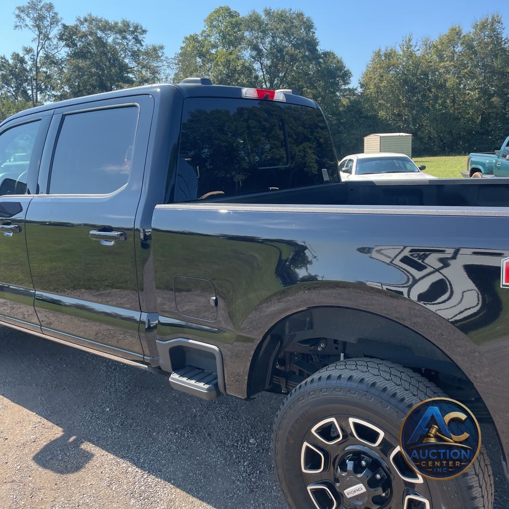 2025 Ford F-250 Super Duty Platinum
